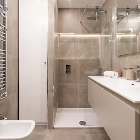 Joli Confort, Clim - Emplacement Ideal Apartment