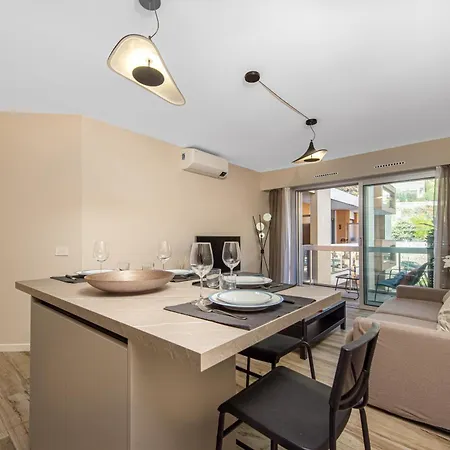 Joli Confort, Clim - Emplacement Idéal Appartement