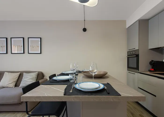 Joli Confort, Clim - Emplacement Ideal Apartament *