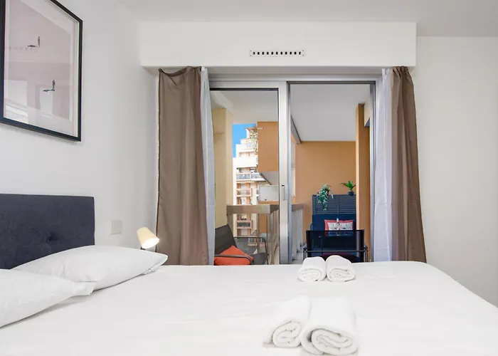 Joli Confort, Clim - Emplacement Ideal *