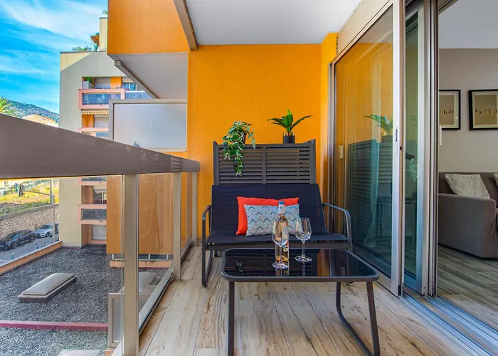 Joli Confort, Clim - Emplacement Ideal * Mentona